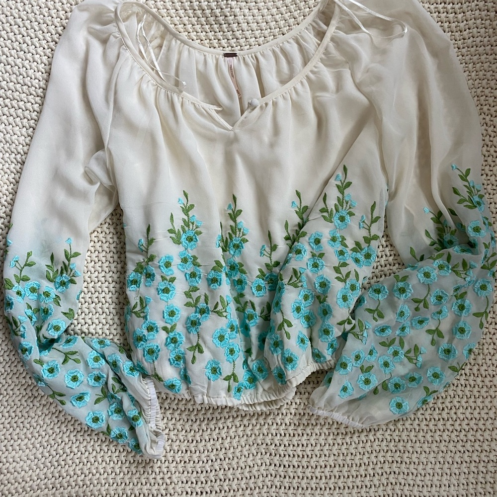 Free People Floral Embroidered Women's Top - Cream and Green